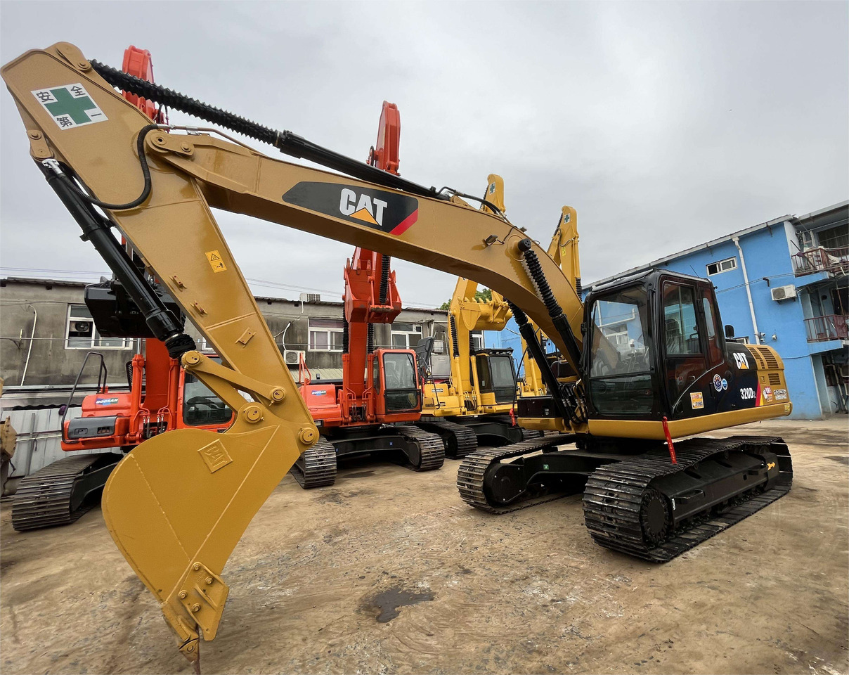 Second Hand Cat Excavator CAT 320D High Quality Japan Used Construction Machine 20ton Excavator - Ekskavators: foto 1 Second Hand Cat Excavator CAT 320D High Quality Japan Used Construction Machine 20ton Excavator - Ekskavators: foto 1