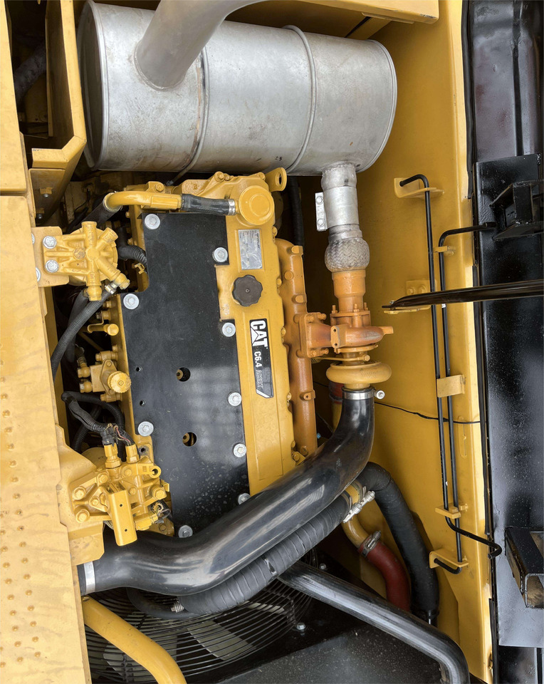 Second Hand Cat Excavator CAT 320D Japan Used Construction Machine 20ton Excavator cat320d - Ekskavators: foto 2 Second Hand Cat Excavator CAT 320D Japan Used Construction Machine 20ton Excavator cat320d - Ekskavators: foto 2