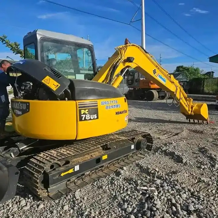 Secondhand Komatsu PC78 Digger for Sale Used Komatsu PC78 PC78 6 PC110 PC120 PC200 - Ekskavators: foto 1 Secondhand Komatsu PC78 Digger for Sale Used Komatsu PC78 PC78 6 PC110 PC120 PC200 - Ekskavators: foto 1