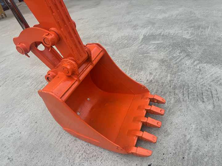 Kāpurķēžu ekskavators Top Grade in Stock Doosan DX60 Used 6 Ton Hydraulic Crawler Excavator Digger High Quality Factory Price Used 6 Ton: foto 6