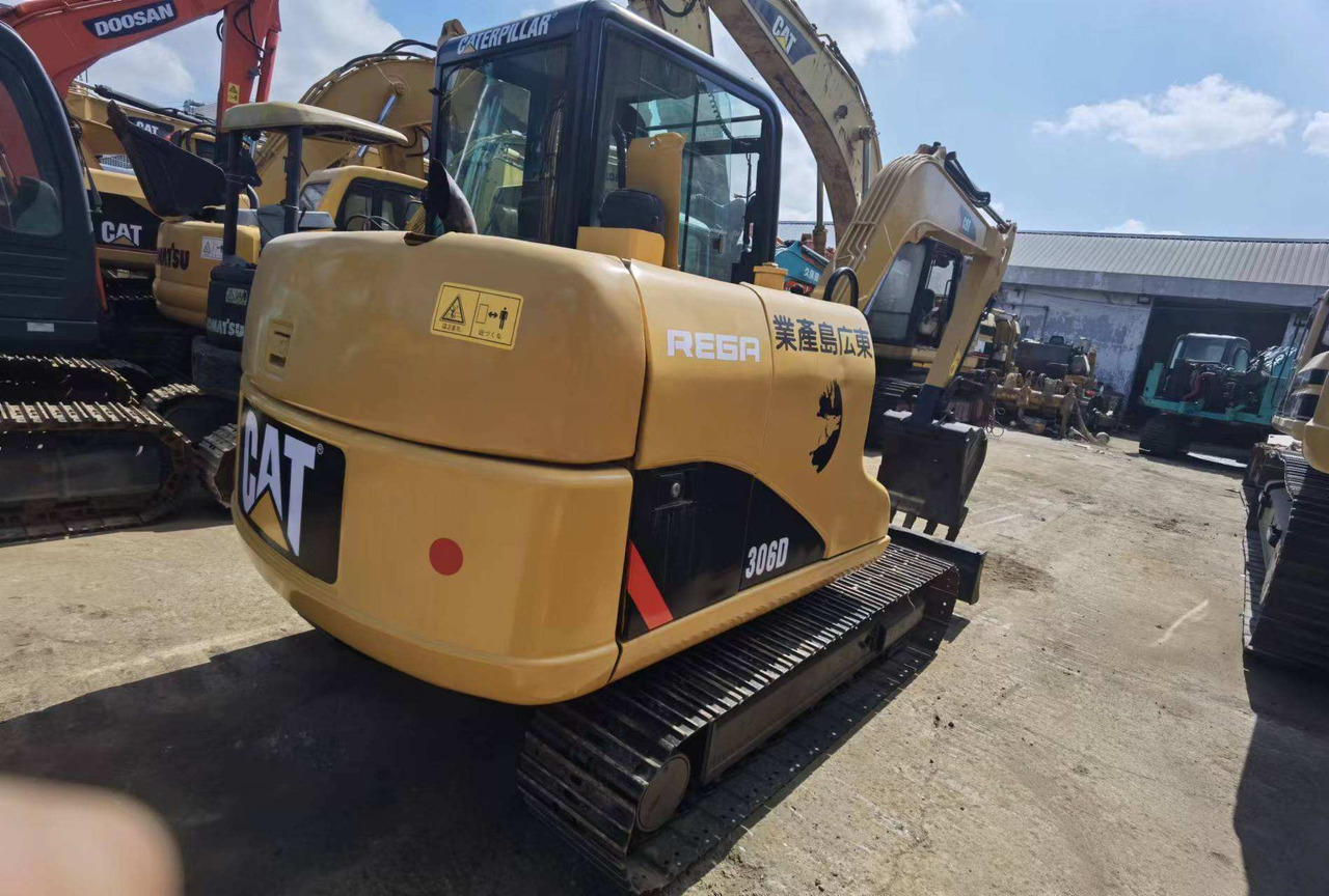 Used CAT 306D 306E 306E2 305.5 305 307 MINI EXCAVATOR - Kāpurķēžu ekskavators: foto 2 Used CAT 306D 306E 306E2 305.5 305 307 MINI EXCAVATOR - Kāpurķēžu ekskavators: foto 2