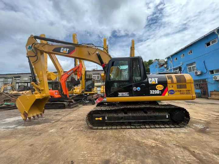 Used CAT second hand Caterpillar 320 320B 320C 320D Excavator Excavadoras de segunda mano - Ekskavators: foto 2 Used CAT second hand Caterpillar 320 320B 320C 320D Excavator Excavadoras de segunda mano - Ekskavators: foto 2