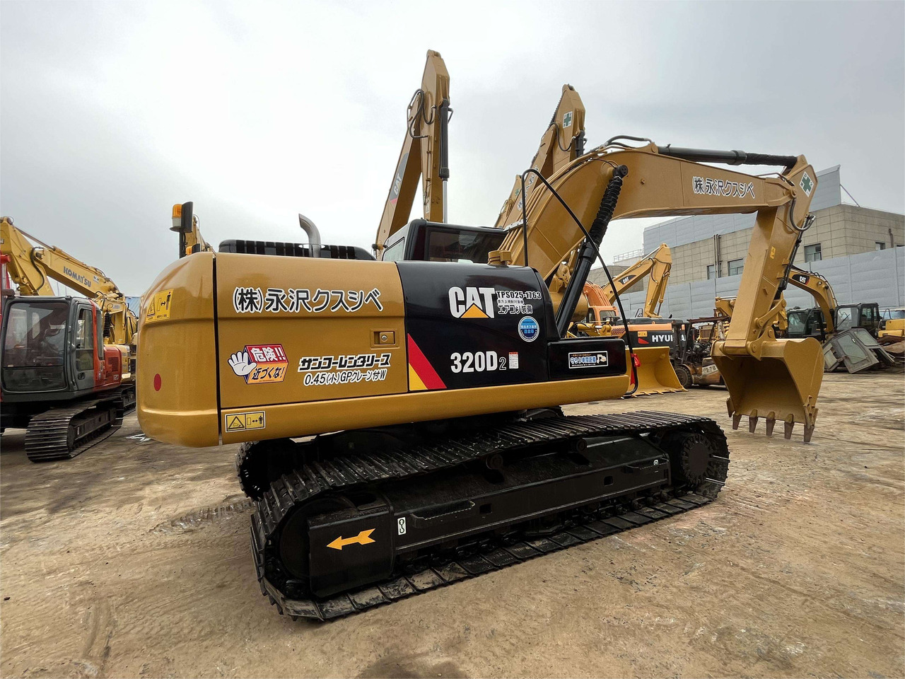 Used Cat Excavator CAT 320D High Quality Japan Used Construction Machine 20ton Excavator cat320d for sale - Ekskavators: foto 3 Used Cat Excavator CAT 320D High Quality Japan Used Construction Machine 20ton Excavator cat320d for sale - Ekskavators: foto 3