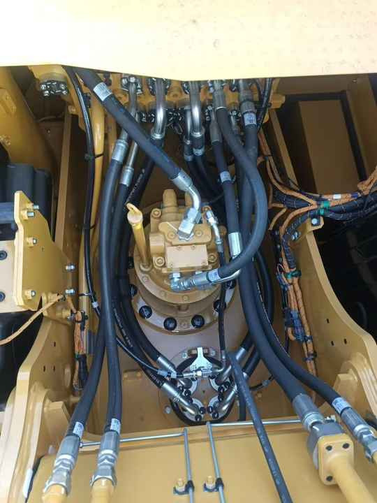 Used Excavator Caterpillar Cat 320gc 320d2 320 320d2l 320g 320bl Excavator Secondhand Caterpillar 336 336D 325 320gc 320cl - Kāpurķēžu ekskavators: foto 4 Used Excavator Caterpillar Cat 320gc 320d2 320 320d2l 320g 320bl Excavator Secondhand Caterpillar 336 336D 325 320gc 320cl - Kāpurķēžu ekskavators: foto 4