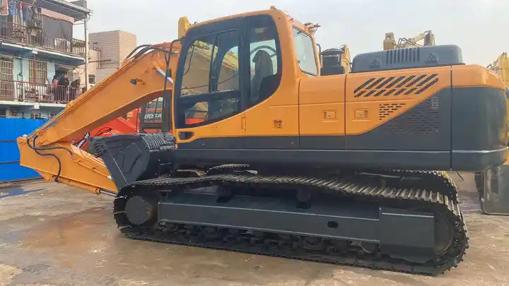 Used Hyundai 225 excavator second hand Korea Hyundai excavator Excavadoras de segunda mano - Ekskavators: foto 3 Used Hyundai 225 excavator second hand Korea Hyundai excavator Excavadoras de segunda mano - Ekskavators: foto 3