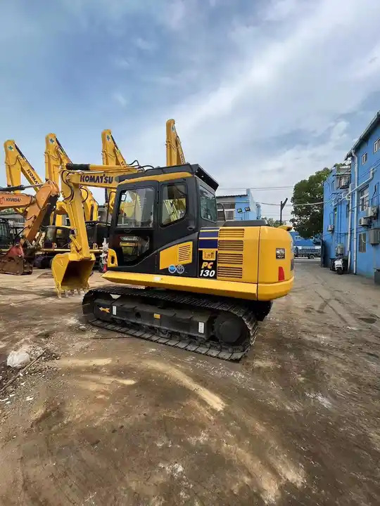 Used Japan Original 13ton Komatsu PC130-7 Excavator hydraulic crawler excavator - Kāpurķēžu ekskavators: foto 3 Used Japan Original 13ton Komatsu PC130-7 Excavator hydraulic crawler excavator - Kāpurķēžu ekskavators: foto 3