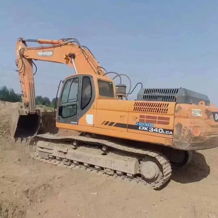 Used Original Korea Doosan 34 Ton Excavator with Cheap Price and Good Condition DOOSAN Dx340LCA Dx225 Dx330 DX360for Sale - Kāpurķēžu ekskavators: foto 1 Used Original Korea Doosan 34 Ton Excavator with Cheap Price and Good Condition DOOSAN Dx340LCA Dx225 Dx330 DX360for Sale - Kāpurķēžu ekskavators: foto 1
