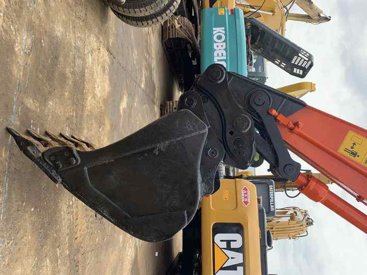 Used excavator doosan dh150 excavators machinery doosan dx60 dx80 dx75 dx225 Good Condition Low price - Kāpurķēžu ekskavators: foto 2 Used excavator doosan dh150 excavators machinery doosan dx60 dx80 dx75 dx225 Good Condition Low price - Kāpurķēžu ekskavators: foto 2