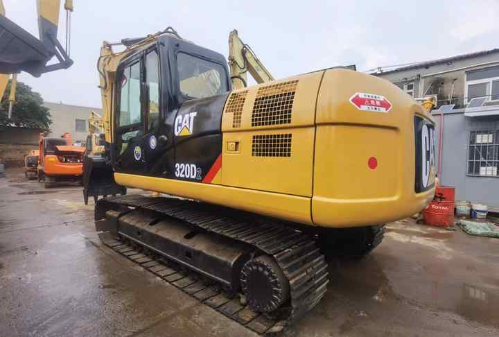 Heavy Excavator CAT 320d Original US Used CAT 320d Excavator 20 TonsExcavator CAT320C 320D 320d2 on sale - Kāpurķēžu ekskavators: foto 3 Heavy Excavator CAT 320d Original US Used CAT 320d Excavator 20 TonsExcavator CAT320C 320D 320d2 on sale - Kāpurķēžu ekskavators: foto 3
