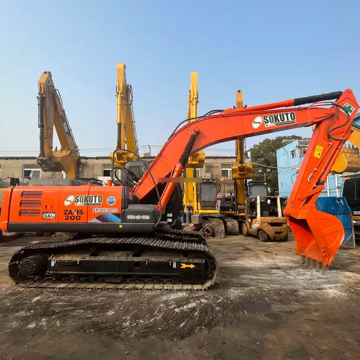 Original Japan cheap used hitachi zaxis 200 zx200-3g crawler excavator Weight 20 ton Construction on Sale - Kāpurķēžu ekskavators: foto 2 Original Japan cheap used hitachi zaxis 200 zx200-3g crawler excavator Weight 20 ton Construction on Sale - Kāpurķēžu ekskavators: foto 2