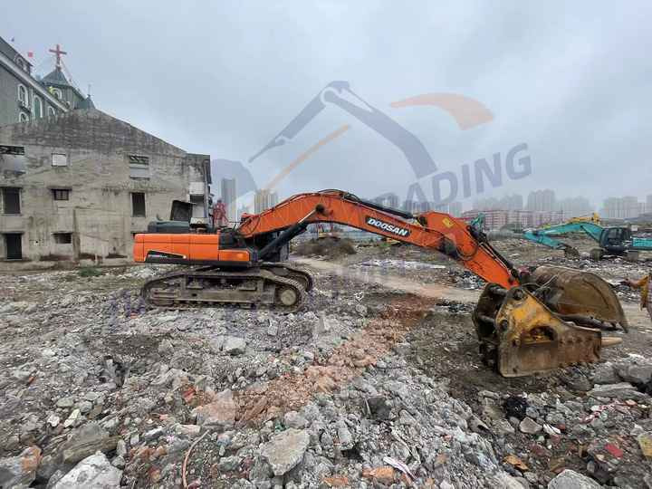 Perfect performance Used Doosan excavator DX520LC-9C in good condition for sale - Kāpurķēžu ekskavators: foto 5 Perfect performance Used Doosan excavator DX520LC-9C in good condition for sale - Kāpurķēžu ekskavators: foto 5