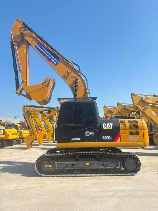 Used Excavator cat 320d secondhand Excavator Original Crawler Used CAT 320 Excavator 320D 320c 325bl 330b Caterpillar Machinery - Kāpurķēžu ekskavators: foto 2 Used Excavator cat 320d secondhand Excavator Original Crawler Used CAT 320 Excavator 320D 320c 325bl 330b Caterpillar Machinery - Kāpurķēžu ekskavators: foto 2