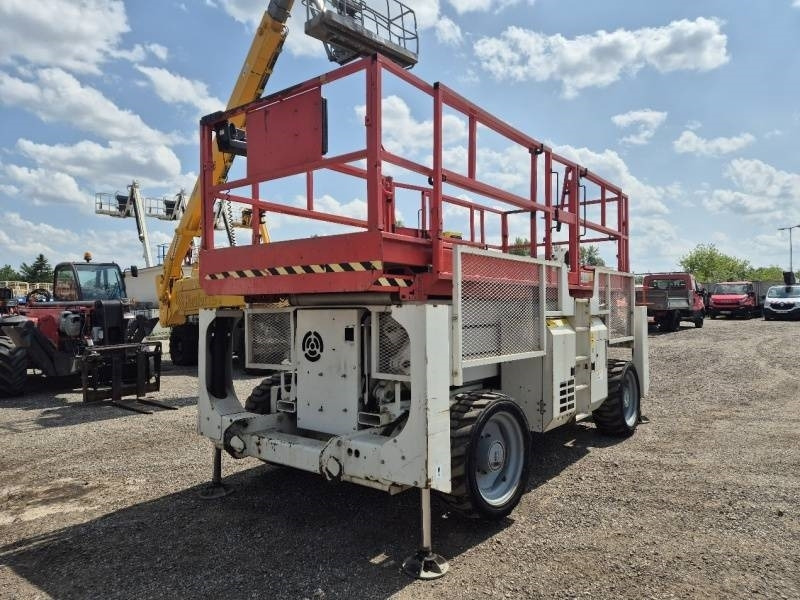 Šķērveida pacēlājs Genie GS3390 - 12,06 m - 4x4 - diesel: foto 7