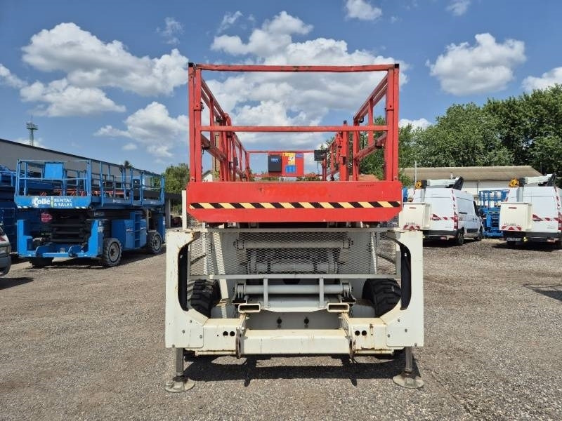 Genie GS3390 - 12,06 m - 4x4 - diesel - Šķērveida pacēlājs: foto 3 Genie GS3390 - 12,06 m - 4x4 - diesel - Šķērveida pacēlājs: foto 3
