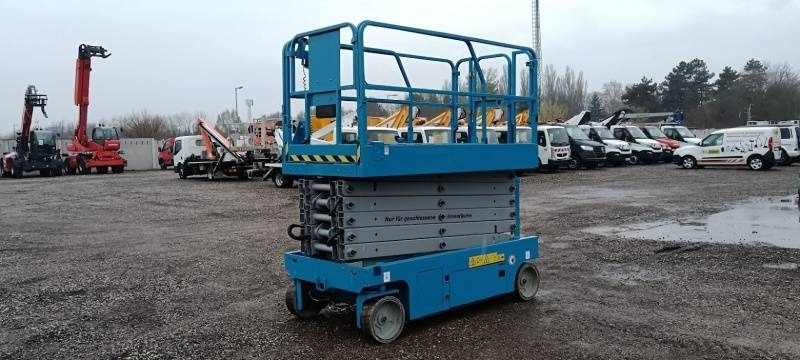 Genie GS4047 - 13,7m - electric - Šķērveida pacēlājs: foto 2 Genie GS4047 - 13,7m - electric - Šķērveida pacēlājs: foto 2