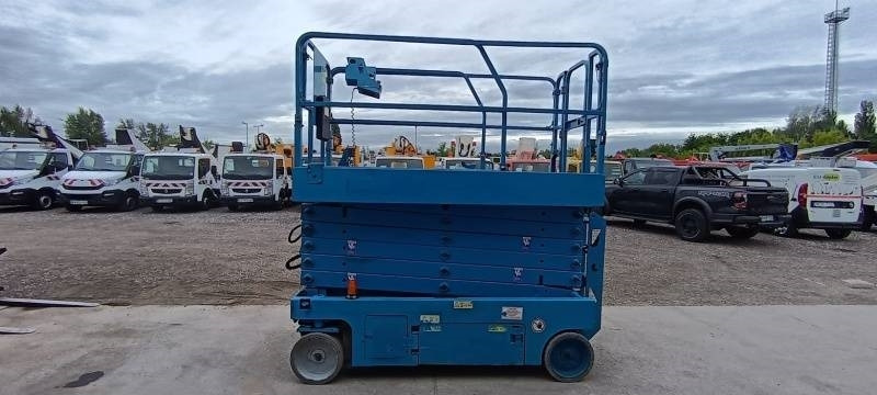 Genie GS4047 - 13,7m - electric - Šķērveida pacēlājs: foto 5 Genie GS4047 - 13,7m - electric - Šķērveida pacēlājs: foto 5