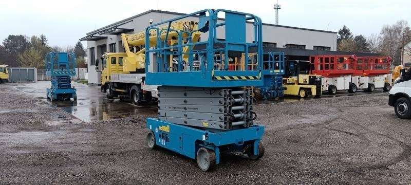 Genie GS4047 - 13,7m - electric - Šķērveida pacēlājs: foto 1 Genie GS4047 - 13,7m - electric - Šķērveida pacēlājs: foto 1