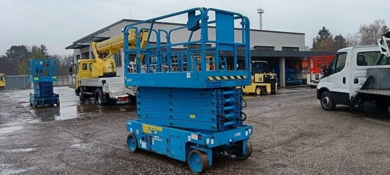 Genie GS4047 - 13,7m - electric - Šķērveida pacēlājs: foto 1 Genie GS4047 - 13,7m - electric - Šķērveida pacēlājs: foto 1