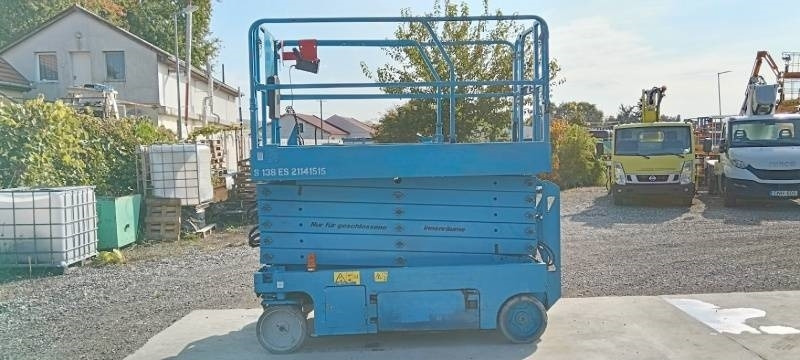 Genie GS4047 - 13,7m - electric - Šķērveida pacēlājs: foto 5 Genie GS4047 - 13,7m - electric - Šķērveida pacēlājs: foto 5