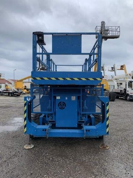 Šķērveida pacēlājs Genie GS4390 - 15,11m, diesel, 4x4: foto 8