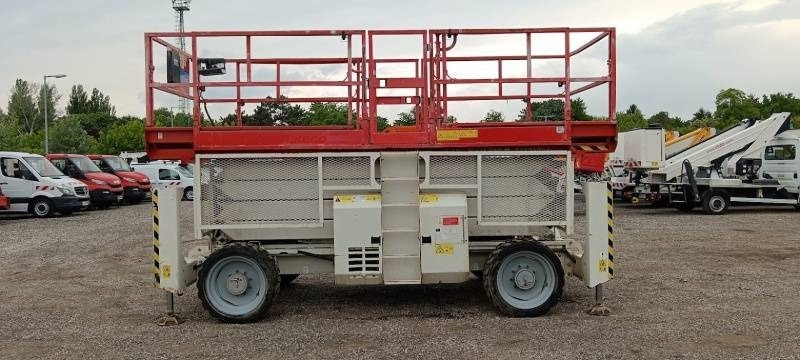 Genie GS4390 - 15,11m, diesel, 4x4 - Šķērveida pacēlājs: foto 4 Genie GS4390 - 15,11m, diesel, 4x4 - Šķērveida pacēlājs: foto 4