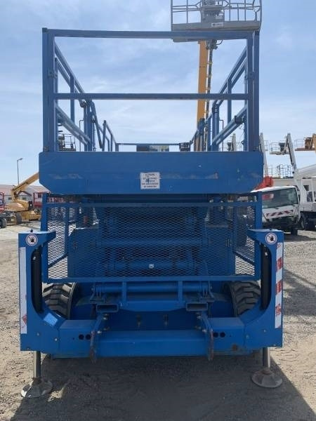 Genie GS4390 - 15,11m, diesel, 4x4 - Šķērveida pacēlājs: foto 4 Genie GS4390 - 15,11m, diesel, 4x4 - Šķērveida pacēlājs: foto 4