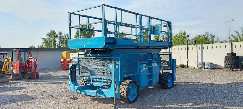 Genie GS5390 - 18m - 4x4 - Diesel - Šķērveida pacēlājs: foto 2 Genie GS5390 - 18m - 4x4 - Diesel - Šķērveida pacēlājs: foto 2