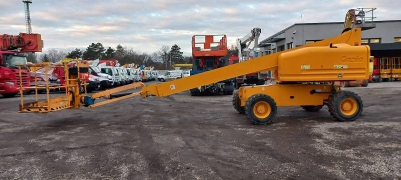 Genie S-45 - 15,7 m - 4x4 - diesel - Izlices pacēlājs: foto 4 Genie S-45 - 15,7 m - 4x4 - diesel - Izlices pacēlājs: foto 4