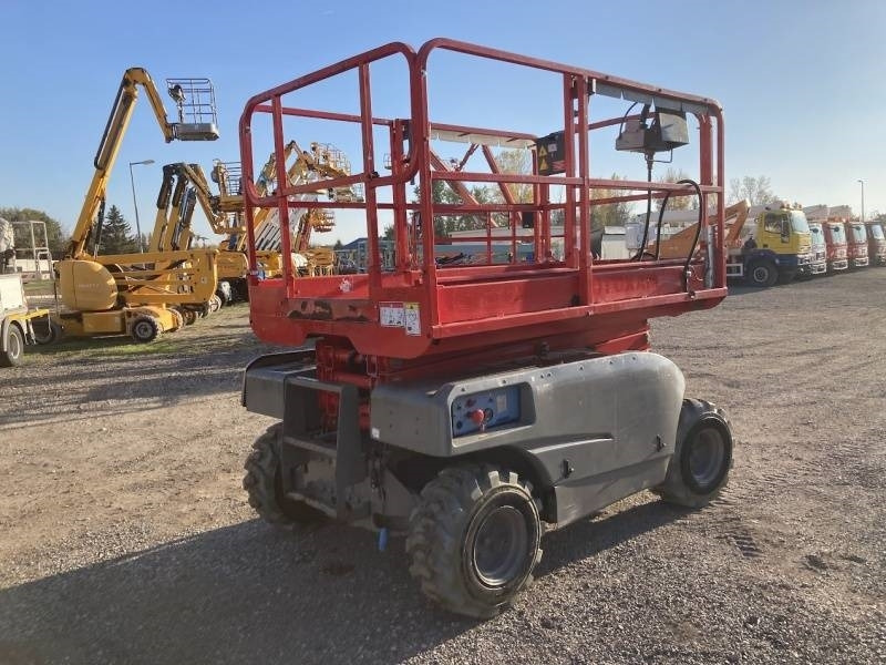 Haulotte Compact 10 RTE - 4x4, 10m, electric - *NEW BATTERY - Šķērveida pacēlājs: foto 2 Haulotte Compact 10 RTE - 4x4, 10m, electric - *NEW BATTERY - Šķērveida pacēlājs: foto 2