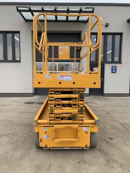 Haulotte Compact 14 - 14 m, electric - Šķērveida pacēlājs: foto 3 Haulotte Compact 14 - 14 m, electric - Šķērveida pacēlājs: foto 3