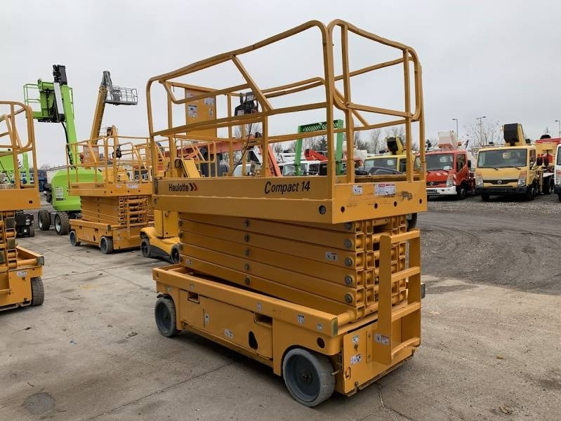 Haulotte Compact 14 - 14 m, electric - Šķērveida pacēlājs: foto 1 Haulotte Compact 14 - 14 m, electric - Šķērveida pacēlājs: foto 1
