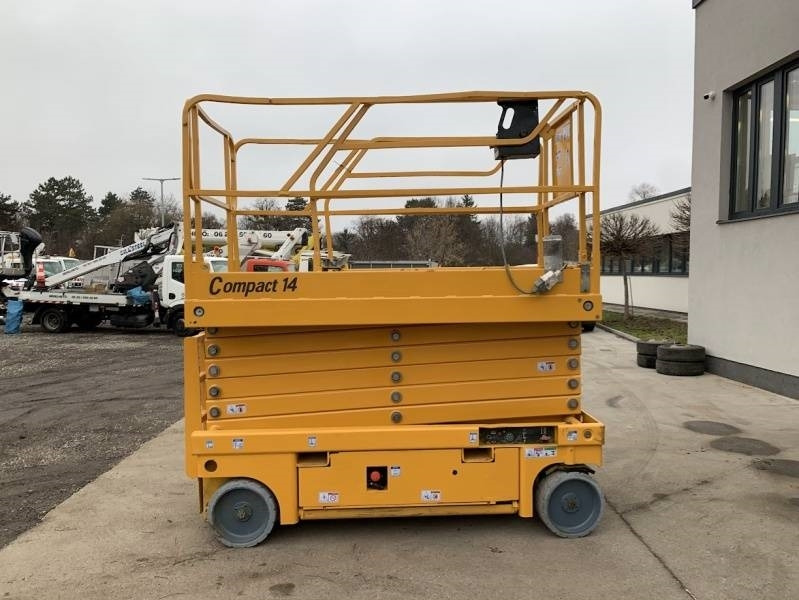 Haulotte Compact 14 - 14 m, electric - Šķērveida pacēlājs: foto 4 Haulotte Compact 14 - 14 m, electric - Šķērveida pacēlājs: foto 4