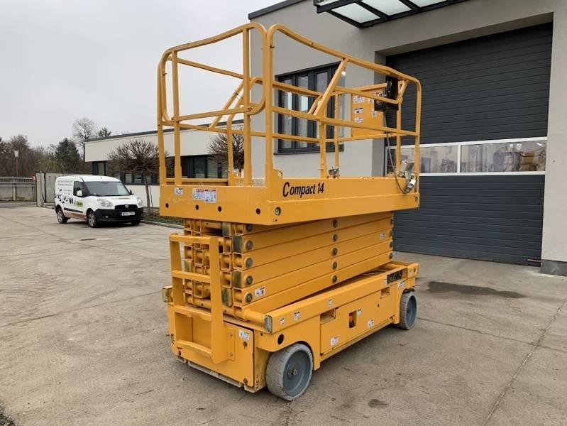 Haulotte Compact 14 - 14 m, electric - Šķērveida pacēlājs: foto 2 Haulotte Compact 14 - 14 m, electric - Šķērveida pacēlājs: foto 2