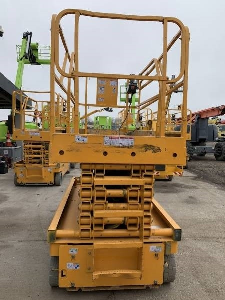 Haulotte Compact 14 - 14 m, electric - Šķērveida pacēlājs: foto 3 Haulotte Compact 14 - 14 m, electric - Šķērveida pacēlājs: foto 3