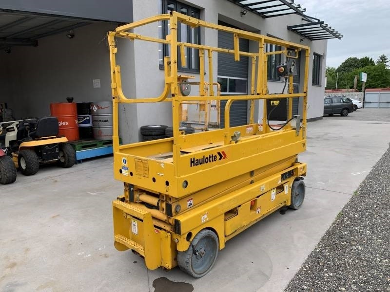 Haulotte Compact 8 - 8m, electric - Šķērveida pacēlājs: foto 2 Haulotte Compact 8 - 8m, electric - Šķērveida pacēlājs: foto 2
