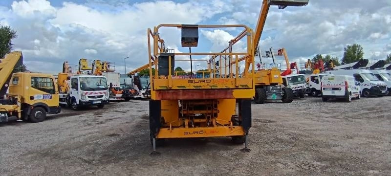 Haulotte H12SXLNT - 12m, 4x4, diesel - Šķērveida pacēlājs: foto 3 Haulotte H12SXLNT - 12m, 4x4, diesel - Šķērveida pacēlājs: foto 3