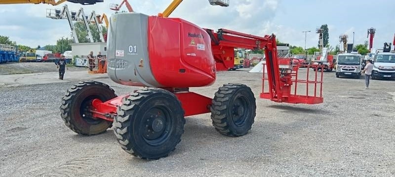 Haulotte HA16PXNT - 16m, 4x4x4, diesel - Izlices pacēlājs: foto 5 Haulotte HA16PXNT - 16m, 4x4x4, diesel - Izlices pacēlājs: foto 5