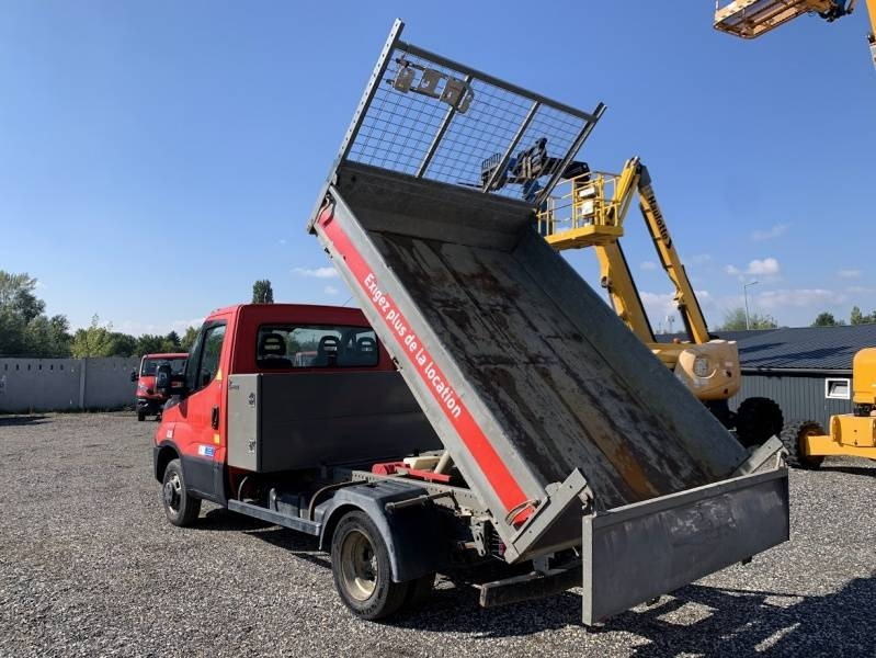 Iveco 35C13 - Tipper  - Kravas automašīna pašizgāzējs: foto 1 Iveco 35C13 - Tipper  - Kravas automašīna pašizgāzējs: foto 1