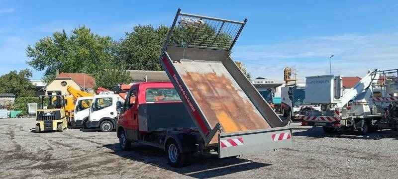 Iveco 35C13 - Tipper - Kravas automašīna pašizgāzējs: foto 1 Iveco 35C13 - Tipper - Kravas automašīna pašizgāzējs: foto 1