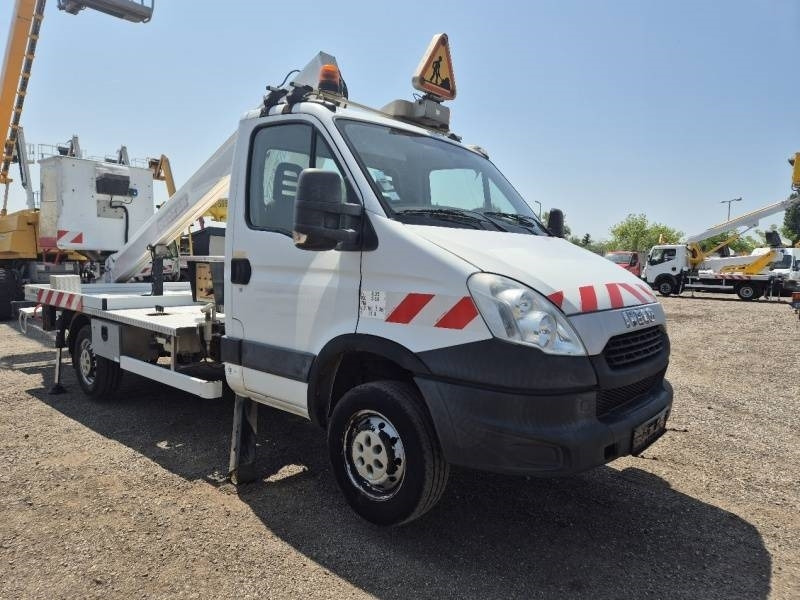 Iveco Daily Multitel 160 ALU DS - 16m - *NEW PUMP + PTO* - Autopacēlājs: foto 1 Iveco Daily Multitel 160 ALU DS - 16m - *NEW PUMP + PTO* - Autopacēlājs: foto 1