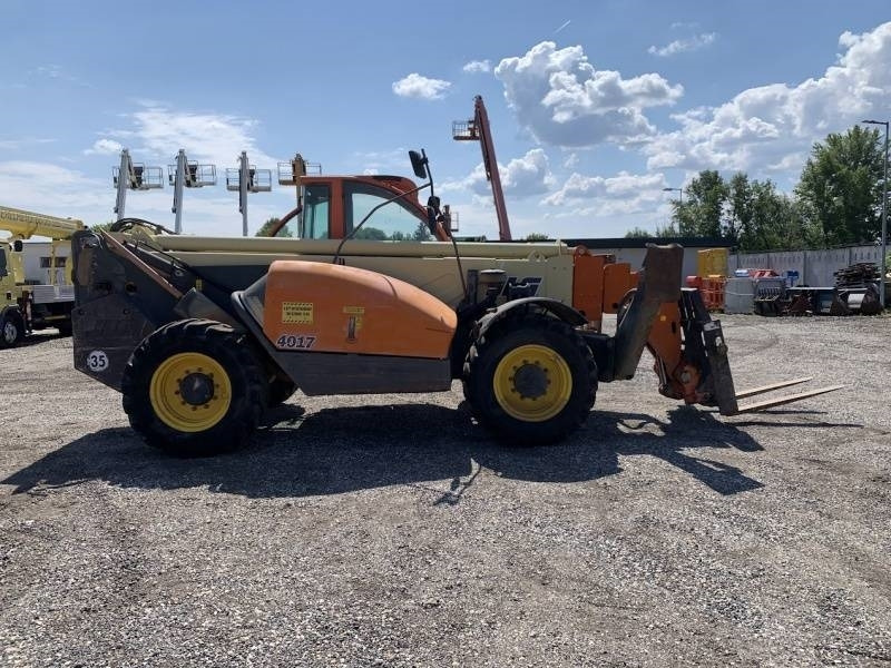JLG 4017 PS - 17,3m - 4T - 4x4x4 - Teleskopiskais iekrāvējs: foto 4 JLG 4017 PS - 17,3m - 4T - 4x4x4 - Teleskopiskais iekrāvējs: foto 4