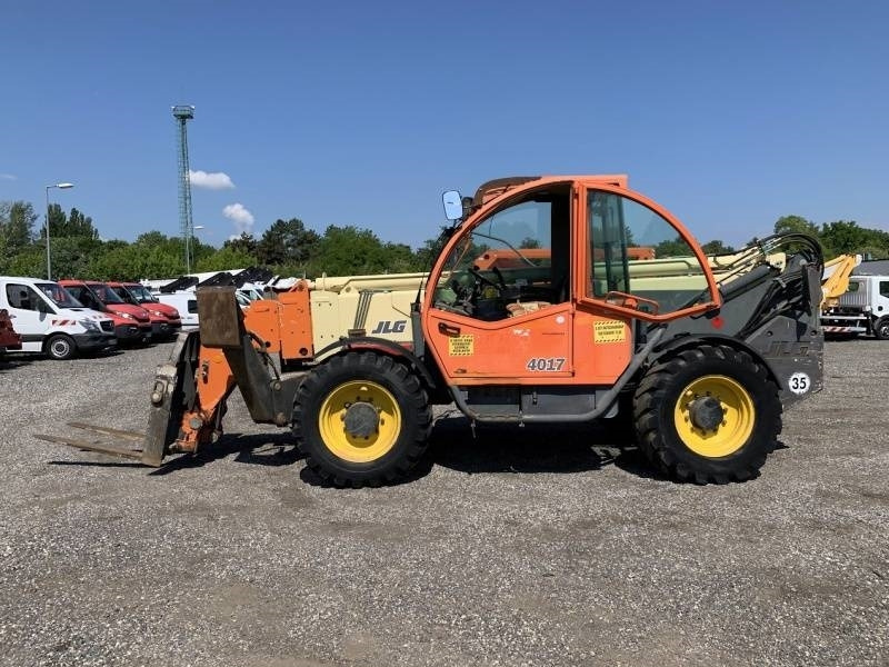 JLG 4017 PS - 17,3m - 4T - 4x4x4 - Teleskopiskais iekrāvējs: foto 5 JLG 4017 PS - 17,3m - 4T - 4x4x4 - Teleskopiskais iekrāvējs: foto 5