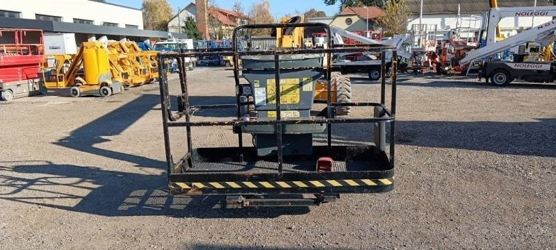 JLG M600JP - 20,29m - 230kg - Bi-Energy - 4x4 - Izlices pacēlājs: foto 3 JLG M600JP - 20,29m - 230kg - Bi-Energy - 4x4 - Izlices pacēlājs: foto 3