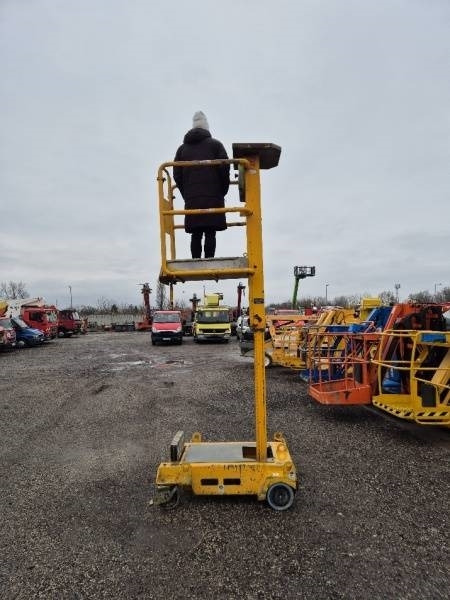 JLG Power Tower Ecolift - 4,2m, 150 kg - Izlices pacēlājs: foto 4 JLG Power Tower Ecolift - 4,2m, 150 kg - Izlices pacēlājs: foto 4