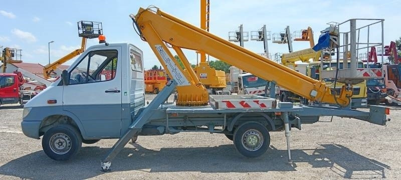 Mercedes-Benz Sprinter Multitel EC16 ALU - 16m, 265kg - Autopacēlājs: foto 5 Mercedes-Benz Sprinter Multitel EC16 ALU - 16m, 265kg - Autopacēlājs: foto 5