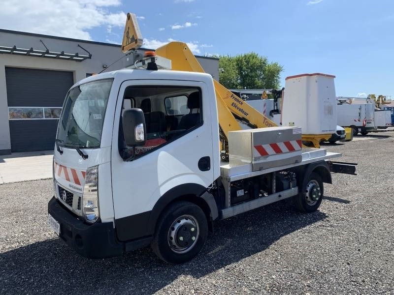 Nissan Cabstar France Elevateur Topy 11 - 11 m - Autopacēlājs: foto 2 Nissan Cabstar France Elevateur Topy 11 - 11 m - Autopacēlājs: foto 2