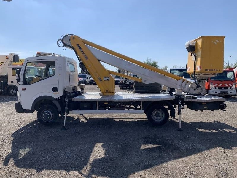 Renault Maxity Multitel MT202DS - 20m - 200 kg - Autopacēlājs: foto 5 Renault Maxity Multitel MT202DS - 20m - 200 kg - Autopacēlājs: foto 5