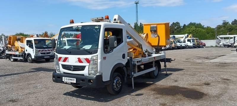 Renault Maxity Multitel MX200 - 20 m - Autopacēlājs: foto 2 Renault Maxity Multitel MX200 - 20 m - Autopacēlājs: foto 2