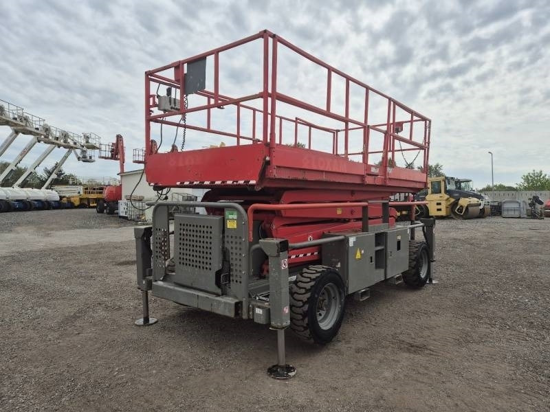 SkyJack SJ9241 - 14,5 m - 4x4 - Šķērveida pacēlājs: foto 2 SkyJack SJ9241 - 14,5 m - 4x4 - Šķērveida pacēlājs: foto 2