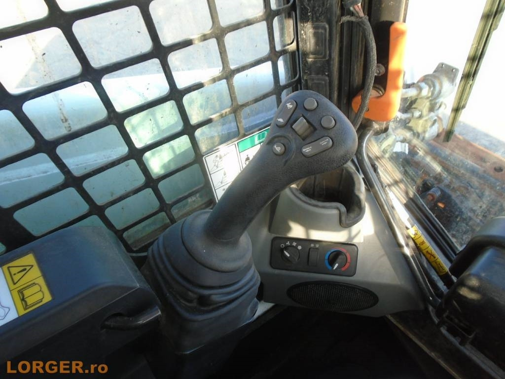 Kompaktiekrāvējs Bobcat S 450: foto 12